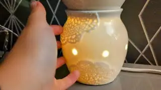 ASMR, Relaxing and Chill Gentle Build Up Tapping/Scratching, Camera Tapping, No Talking