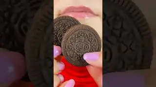 asmr OREO COOKIES eating sounds mukbang food