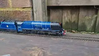 Sir William Stanier frs hornby dublo body oo live steam BR EXPRESS BLUE  on garden layout 19/3/23