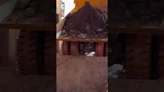 Crushing iron ore ❗️❗️❗️