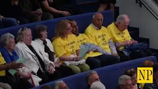 Toronto city council discusses taxi license reform