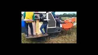 DC-60 KUBOTA RICE HARVESTER..