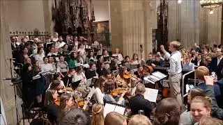Z Wigilii Paschalnej - OO.  Dominikanie   Kraków 2025
