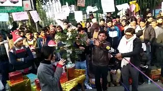 New Delhi: Jamia students celebrate Christmas as the protest against CAA enters 10th day