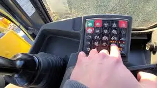 Колесный погрузчик Deere 644K 2012 года: видео осмотра рабочего места оператора/кабины!