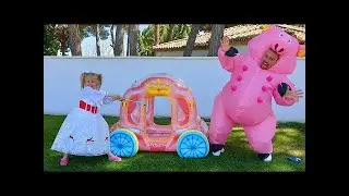 New Year's greetings from Alice and dad. A very fun video for children for the New Year!