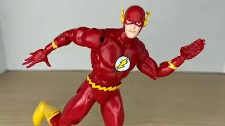 McFarlane DC Direct 7in Page Punchers Barry Allen Flash Action Figure Review