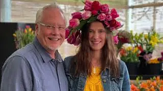 J Schwanke visits our Tulip fields & designs flowers (tulip flower crown)