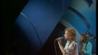 Teach In sing 