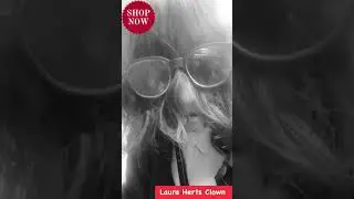 Shopping aveugl&eacute; #lauraherts #clown #artist #filmaking #social #shopping