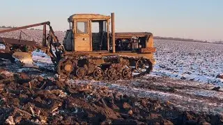 Легенда т 74 снова в деле пахота 2 тракторами реоретет из ссср 