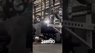 225x20 Bench press