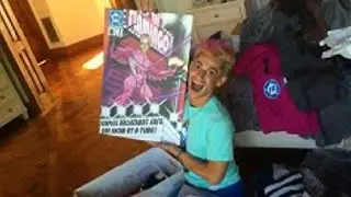 Ariana & Mommy open my Big Brother Box/Ariana's the worst videographer ever