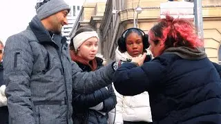 Street preaching in Toronto | Lively discussion.