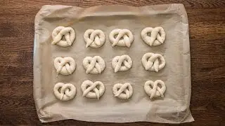 Beer Pretzels with Beer Cheese Dip