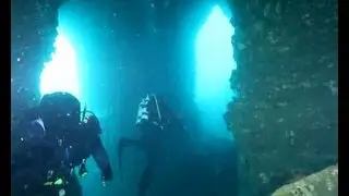 Cathedral Cave dive highlights, Waterfall Bay, Tasmania, Australia.