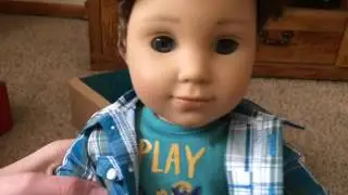 OPENING AMERICAN GIRL DOLLS GABRIELA AND LOGAN!!
