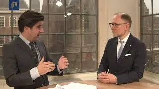 Dr. Tim Sweijs speaks to Latvian Minister of Defence Mr. Andris Sprūds