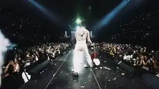 The moment Burna Boy smashed his guitar on stage 😳😁