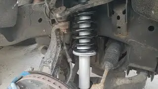 Rough Country 2in leveling Strut Initial Review | 09-13 F150 |