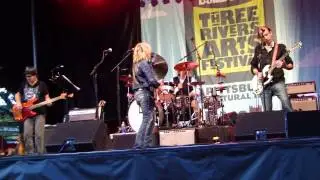 Lucinda Williams - JOY -- 3 Rivers Arts Fest, Pittsburgh, PA