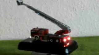 Feuerwehr Drehleiter DLK 30 Prozessorgesteuert beleuchtet