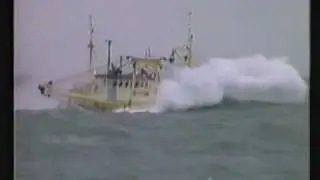 Beam trawler in bad weather