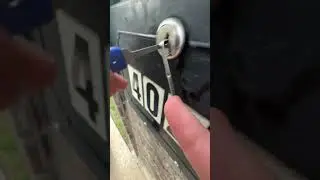 How i break in mailboxes 👀.                            #locksmith #locksmithlife #shorts #howto