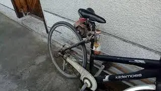 Friction drive 25cc motorized bike