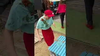Angry Customer Crosses the Line - Throws Soup at Manager