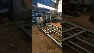 bikin pintu pagar teleskopik untuk di pondok kopi
