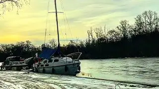 Norfolk Broads Rivers and Broads frozen after sub zero Temperatures  #river #storm #frozen