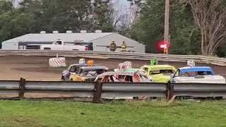 Figure 8 race 🏁 at Coon Iowa