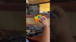 High Tps 16.57 One-handed solve.