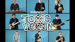 Toxic Vegan - Robo Girl (Official Music Video)