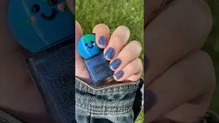 Blue polish - Yay or Nay? 🌎