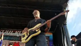 Bass Solo Carl Young (Michael Franti & Spearhead) - Durango CO 2016