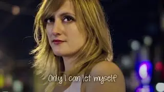 Angela Saini - Something Like I'm Beautiful (Live)