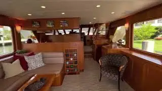 2006 Offshore Yachts 72&rsquo; Pilot House - For Sale with HMY Yachts