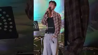 [250411] BGYO JL singing Kahit Kailan during FRFR in Pampanga