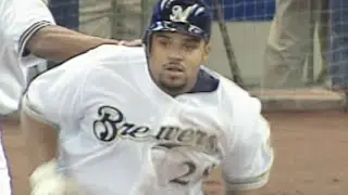 CIN@MIL: Brewers hit five home runs in the 4th inning