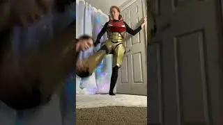 Suiting up as Samus Aran (Varia suit edition)