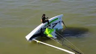 centerboardless capsize recovery