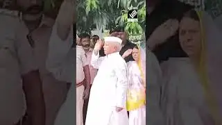 Former Bihar CM Lalu Prasad Yadav hoists National Flag in Patna on 77th Independence Day