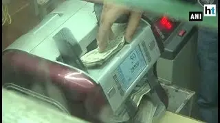 Nepal bans high denomination Indian currency notes