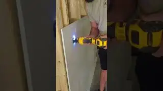 Инструмент для вырезания гипсокартона Dewalt! Это просто супер!