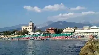 Italy. Pontile. Marina di Massa. Марина-ди-Масса. Италия