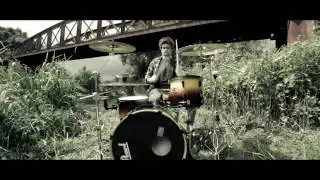 Giving In To Ghosts - Rapture (Debut Official Video)