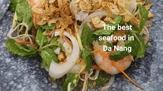 Eat with the locals in Da Nang, Vietnam