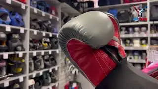 Боксерские перчатки Triumph United Death Adder